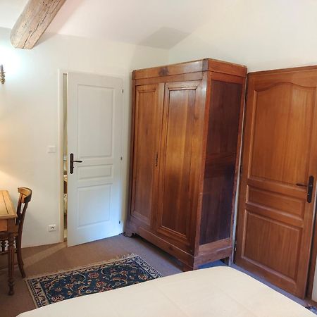 Rue Du Chateau A Cabrieres D'Avignon Bed & Breakfast Dış mekan fotoğraf