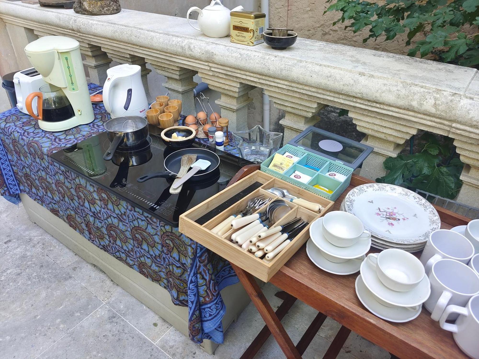 Rue Du Chateau A Cabrieres D'Avignon Bed & Breakfast Dış mekan fotoğraf