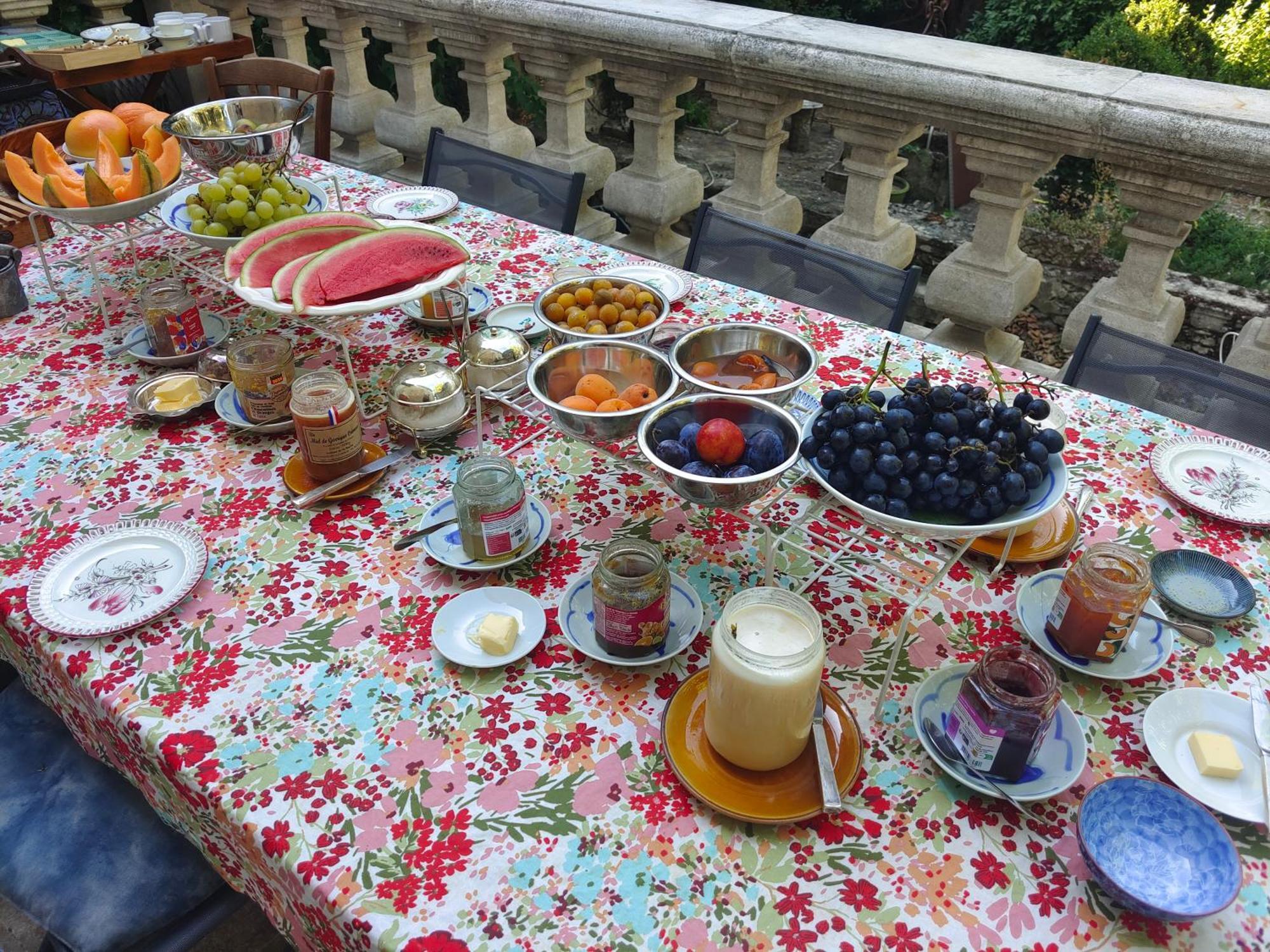 Rue Du Chateau A Cabrieres D'Avignon Bed & Breakfast Dış mekan fotoğraf