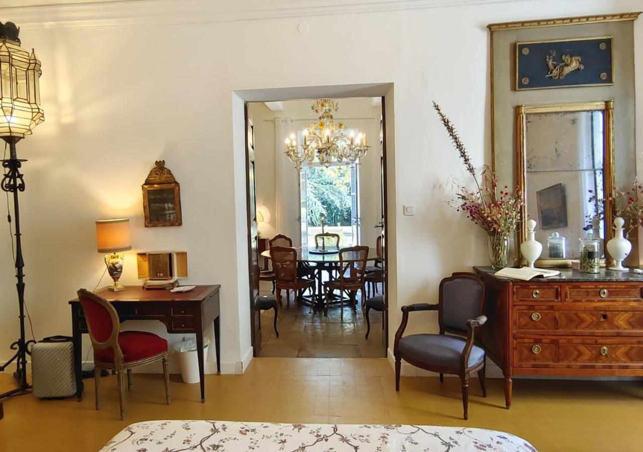 Rue Du Chateau A Cabrieres D'Avignon Bed & Breakfast Dış mekan fotoğraf