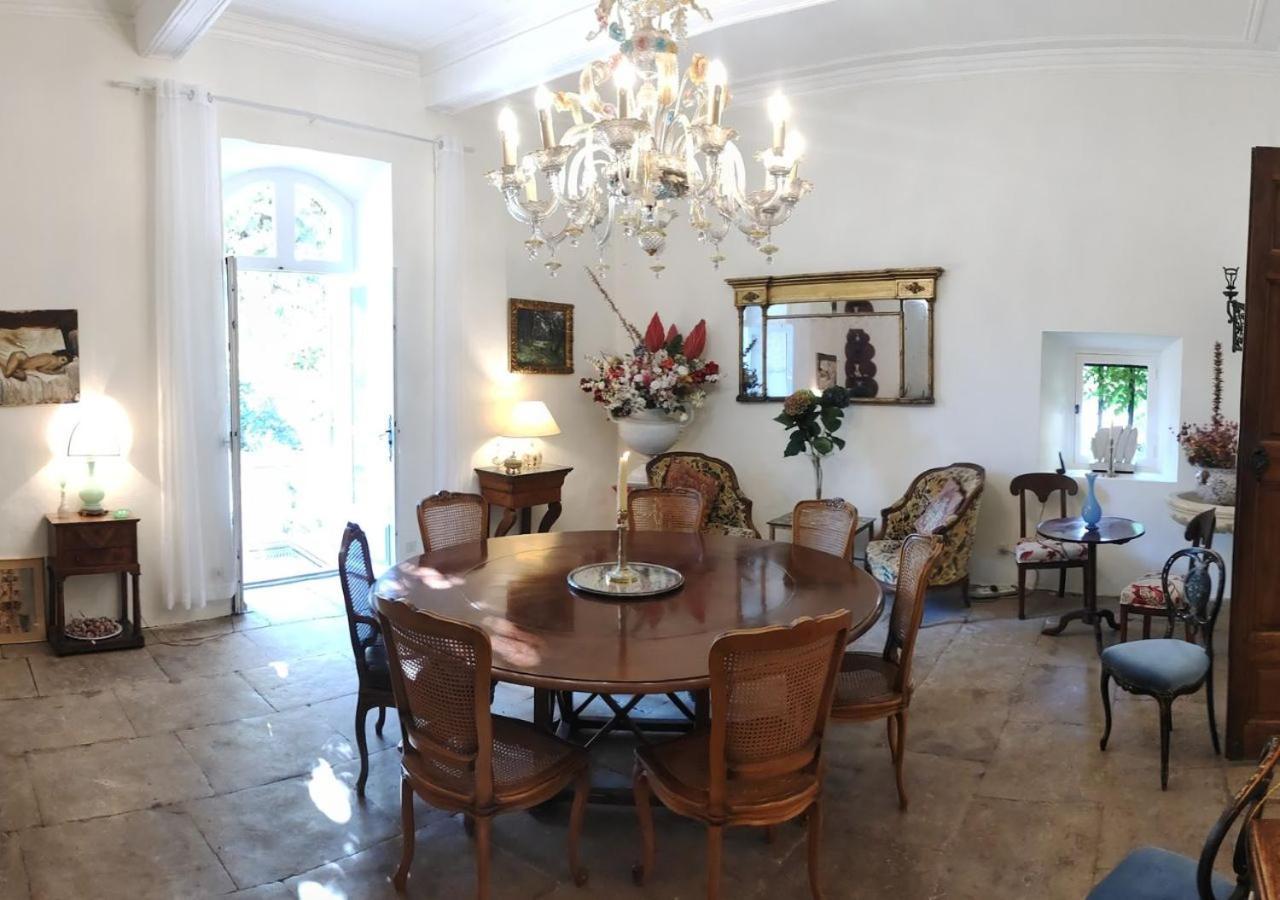 Rue Du Chateau A Cabrieres D'Avignon Bed & Breakfast Dış mekan fotoğraf
