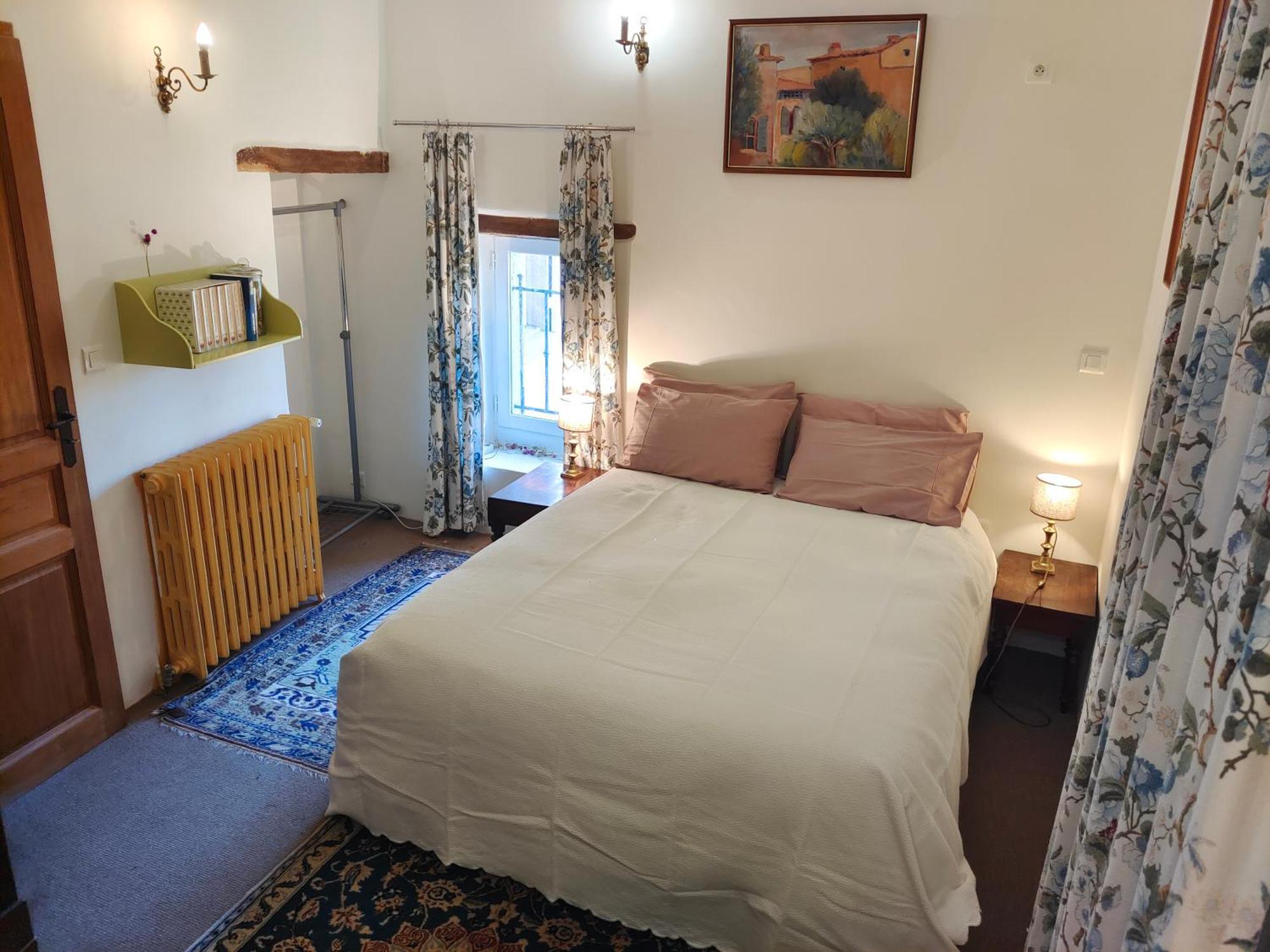 Rue Du Chateau A Cabrieres D'Avignon Bed & Breakfast Dış mekan fotoğraf