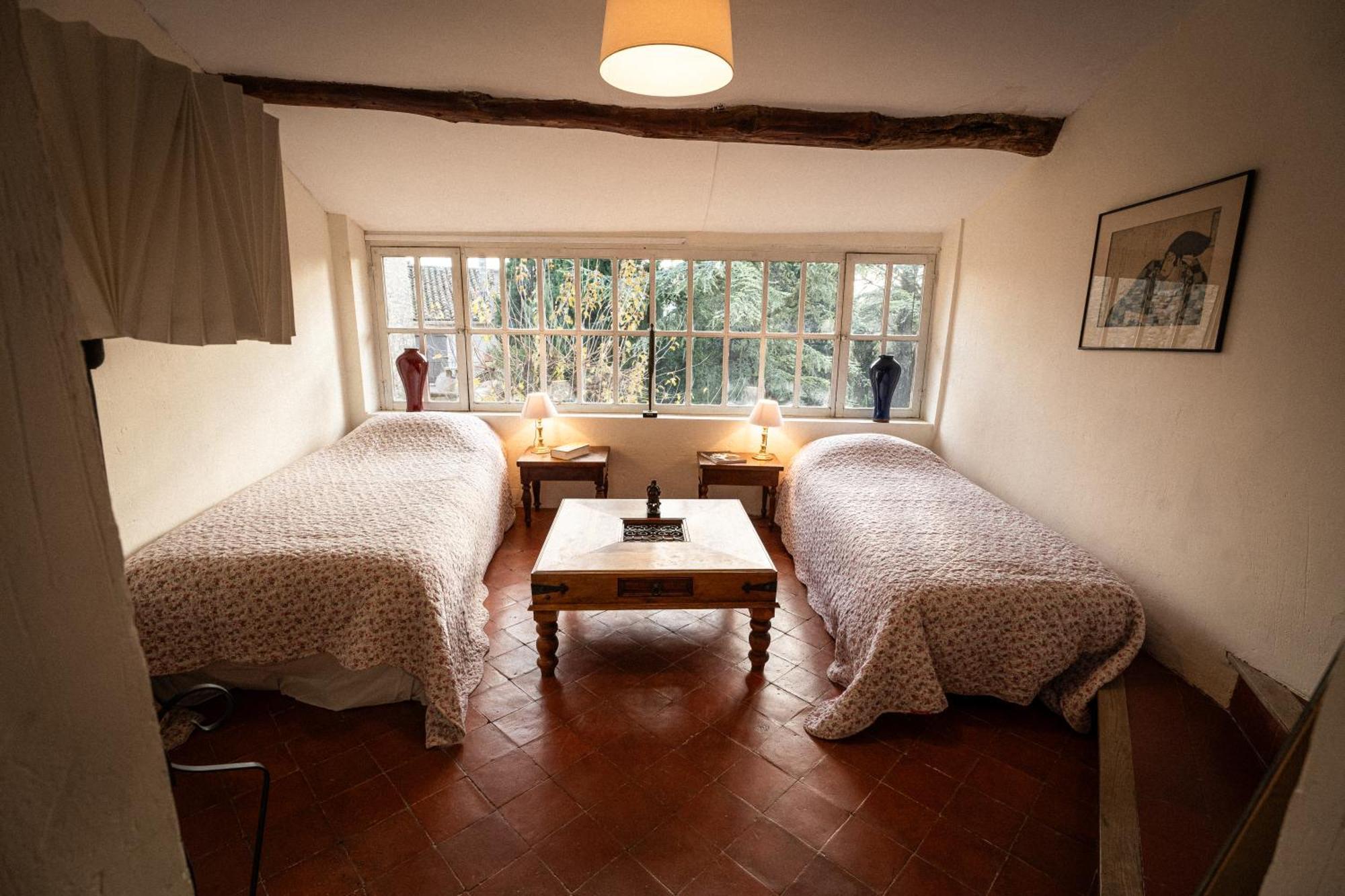 Rue Du Chateau A Cabrieres D'Avignon Bed & Breakfast Dış mekan fotoğraf